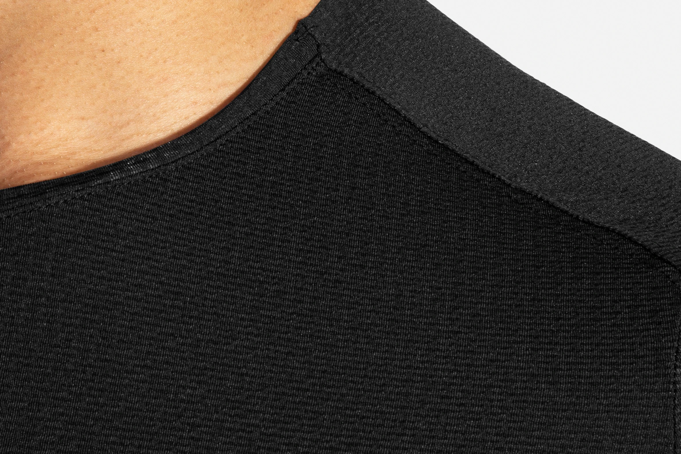 Brooks Men's Atmosphere Short Sleeve - Black (211317001) 3 Brooks Men's Atmosphere Short Sleeve - Black (211317001) - Image 3