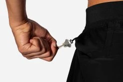 Brooks Men's Sherpa 7" Short 25 Brooks Men's Sherpa 7" Short -HOKA SHOP 211334 001 d4 Sherpa 7in Short