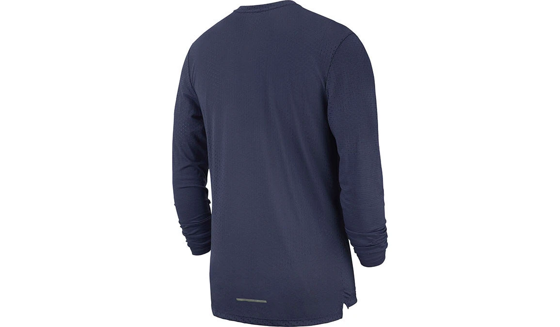 Nike Men's Breathe Rise 365 LS Tee - Sanded Purple (AQ9923-557) 3 Nike Men's Breathe Rise 365 LS Tee - Sanded Purple (AQ9923-557) - Image 3