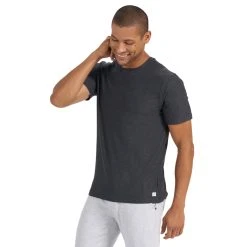 Vuori Men's Strato Tech Tee -HOKA SHOP vuori mens strato tech tee charcoal heather 1